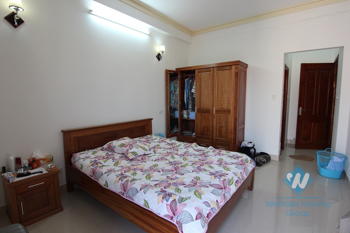 Cheap and nice two bedroom apartment for rent in Trung Hoa area Cau Giay district Ha Noi